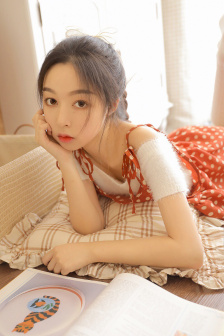和漂亮邻居少妇做爰3
